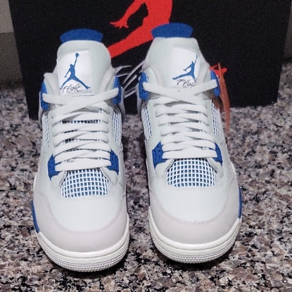 Jordan 4 Retro Military Blue - Picture 5 of 9